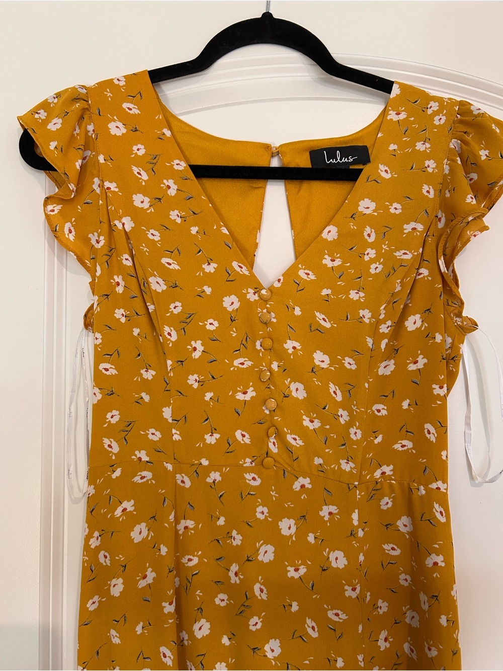 Lulus Yellow Floral V-Neck Maxi Dress with Flutter Sleeves - Picture 5 of 8